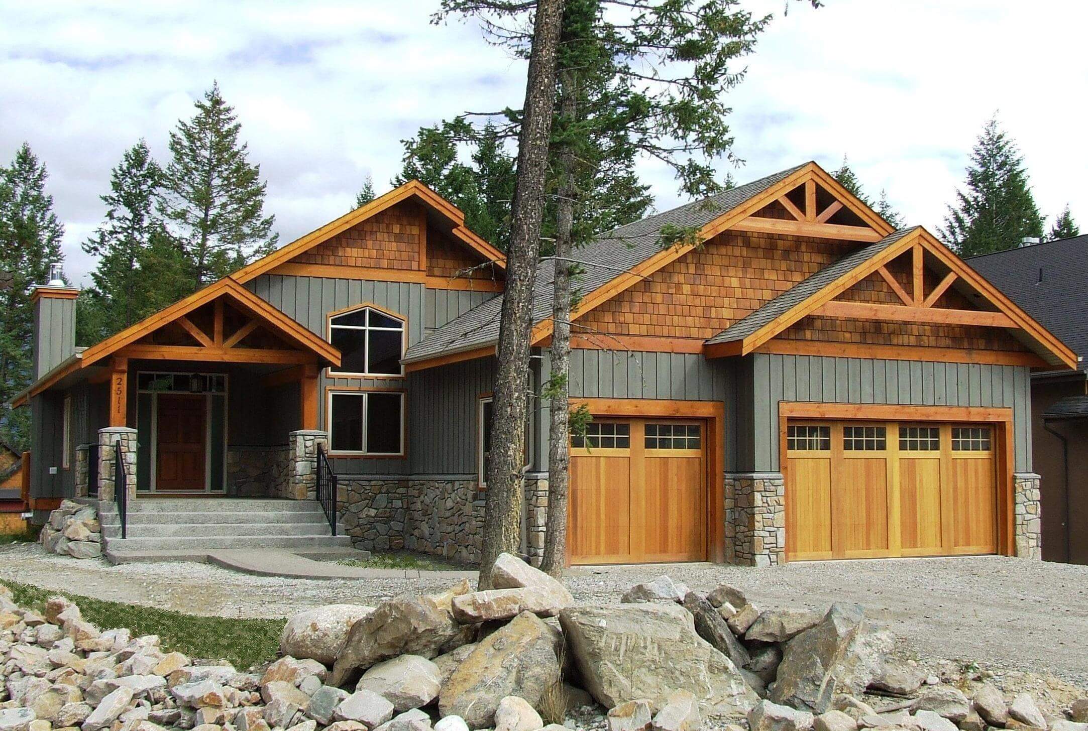 Gallery Columbia Valley & Invermere Land Castle Rock Living